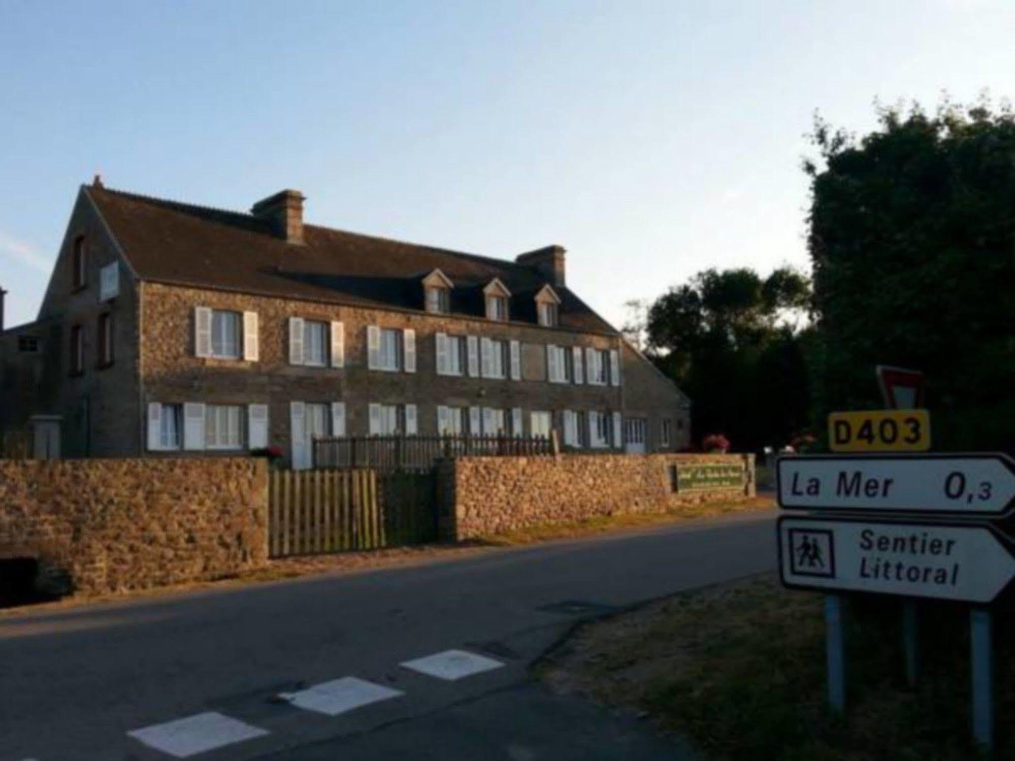 Omonville-la-Petite La Roche Du Marais酒店 外观 照片
